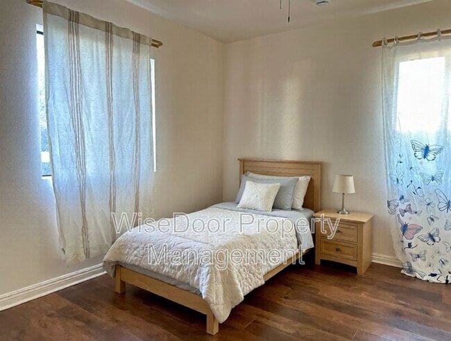 Building Photo - 6204 Gretna Ave