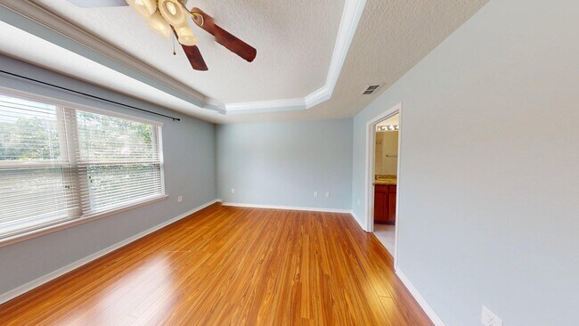 Building Photo - 3 BR 2.5 BA   TOWNHOME  - Bayberry Subdivi...