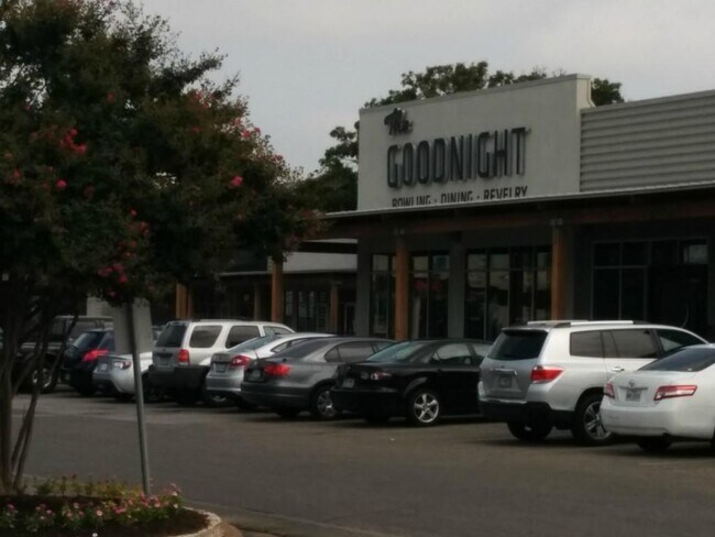 Building Photo - 2600 Penny Ln