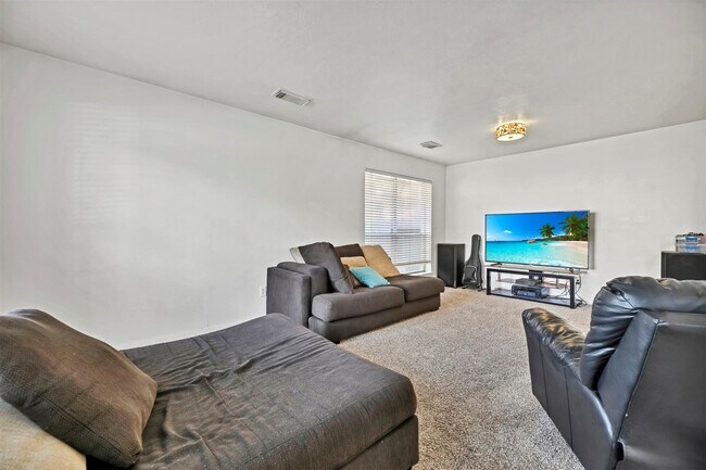 Building Photo - 1802 Whispering Forest Dr