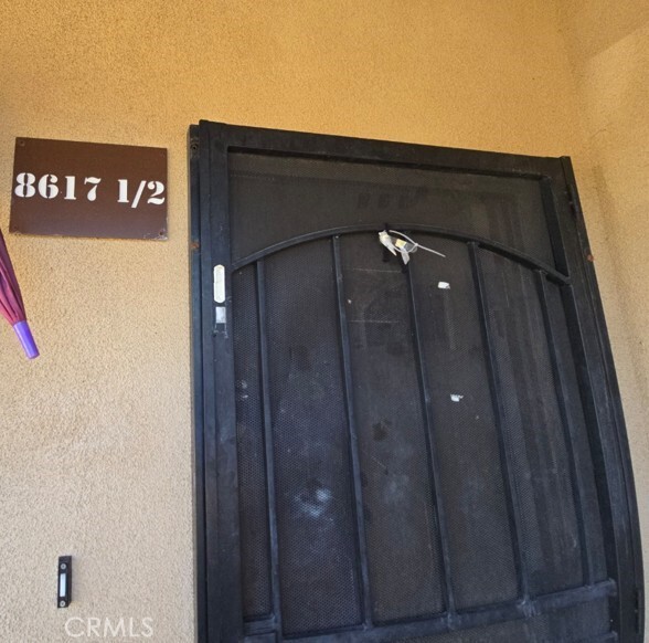 Building Photo - 8617 Hickory St