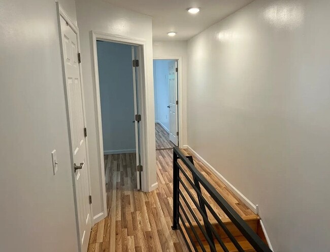 Building Photo - 1918 N 6th St