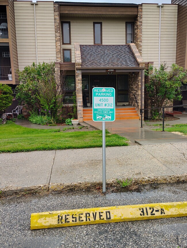 Designated parking spot right out front - 4500 S Poplar St