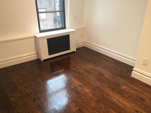 Primary Photo - 224 W 13th St