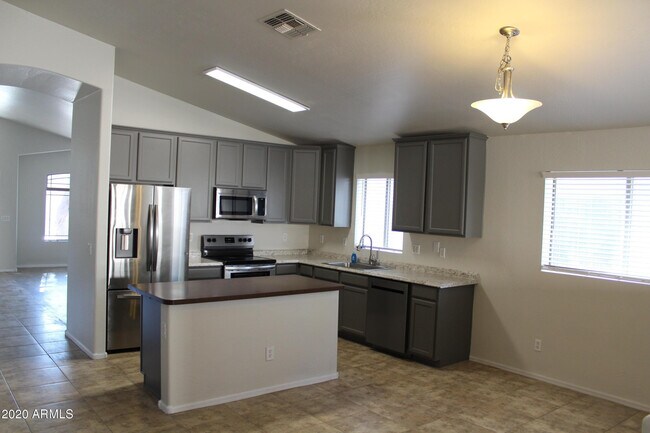 Building Photo - 43410 W Wild Horse Trail
