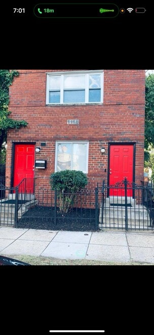 Building Photo - 1110 16th St NE