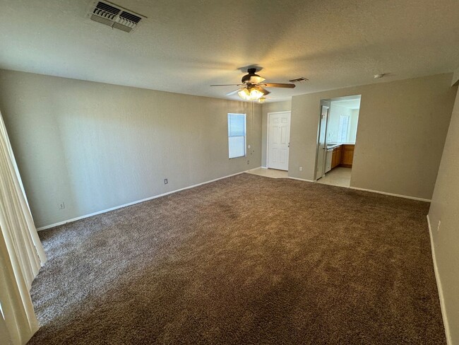 Building Photo - MOVE-IN SPECIAL $500 OFF FIRST MONTHS RENT!