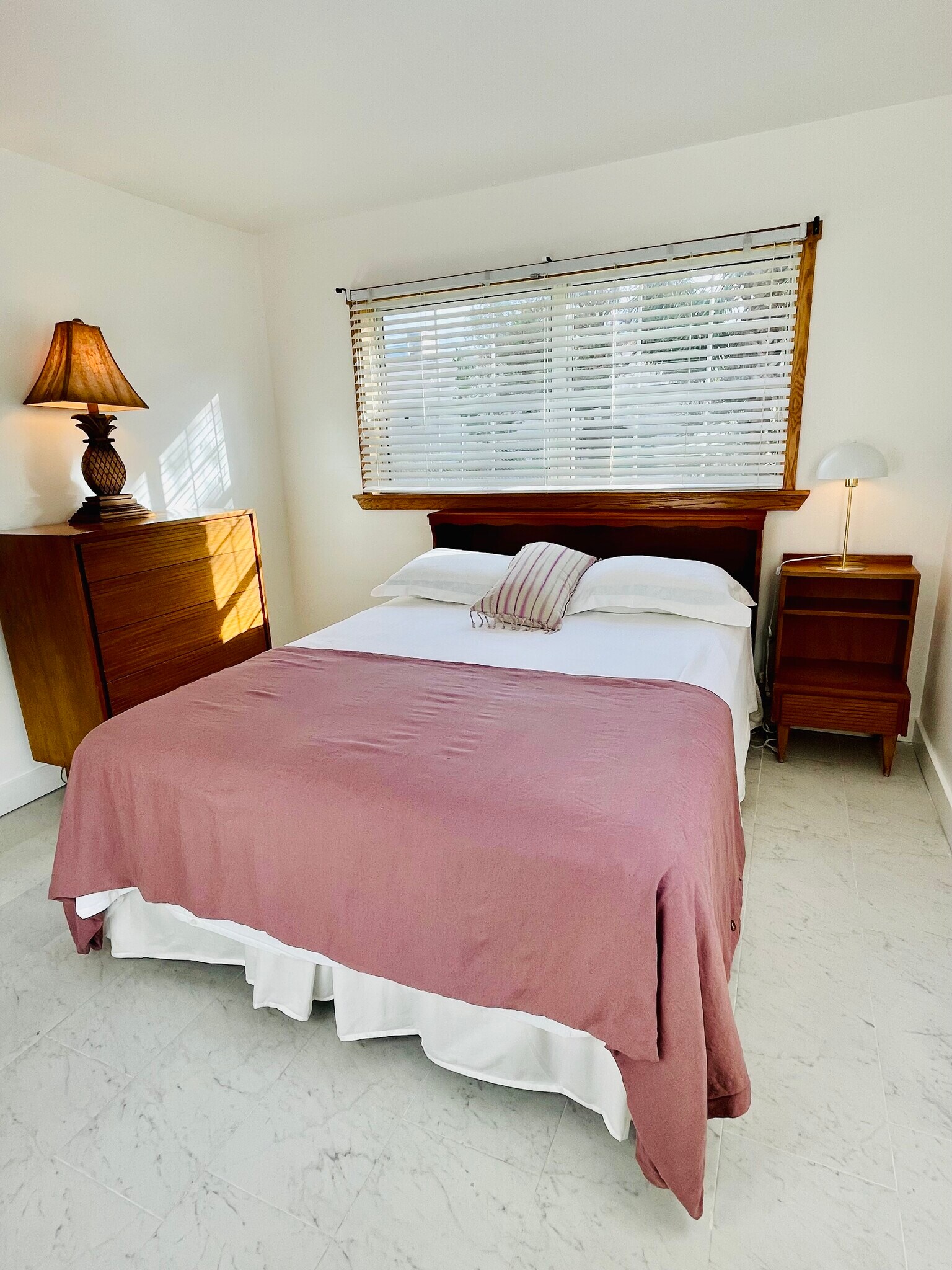 Building Photo - 4158 Tamiami Trl