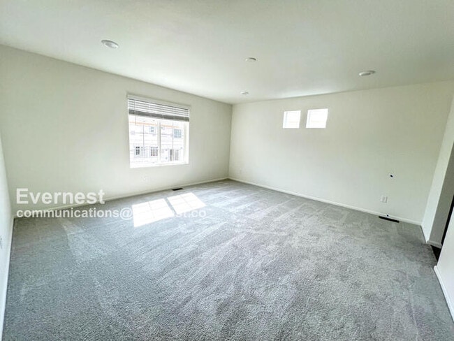 Building Photo - 3858 Riviera Ct