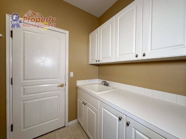 Building Photo - 13232 W Annabrook Dr