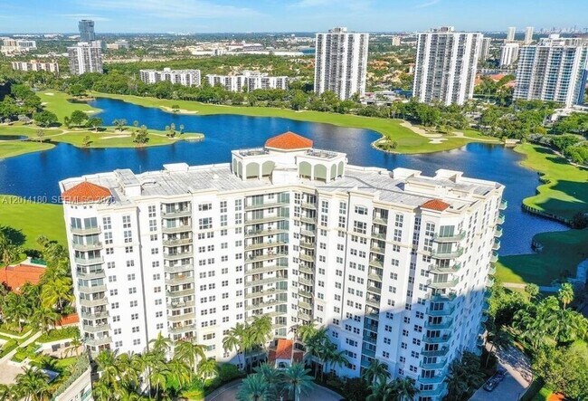 Building Photo - 20000 E Country Club Dr