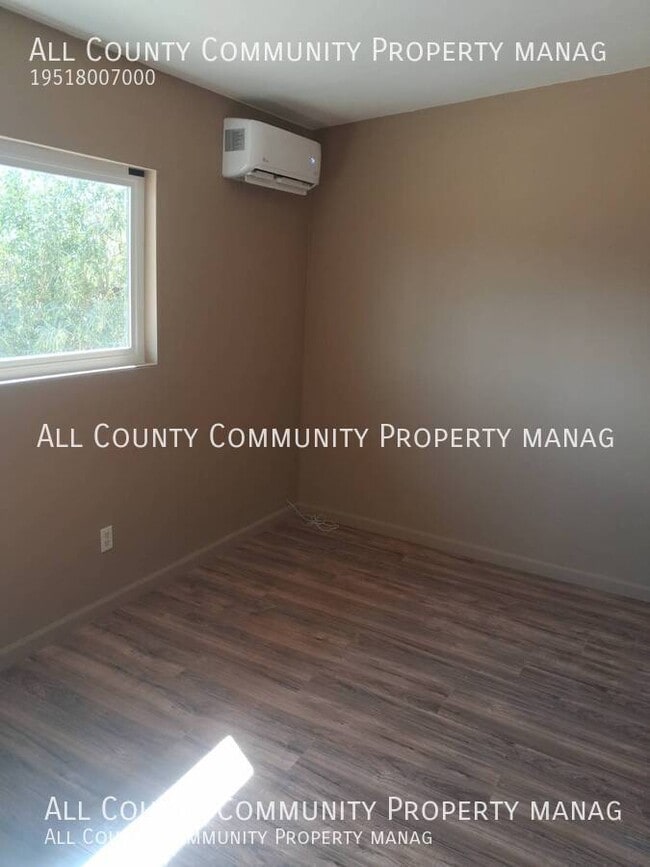 Building Photo - 6080 Daisy Ave