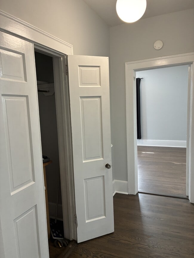 Building Photo - 3348 N Pitt St