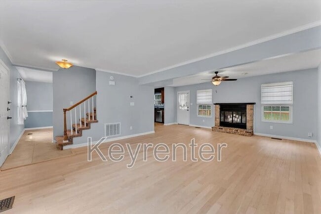 Building Photo - 7317 Willette Ct