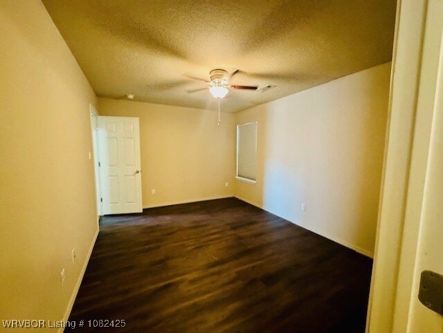 Building Photo - 6601 Huntington Ct