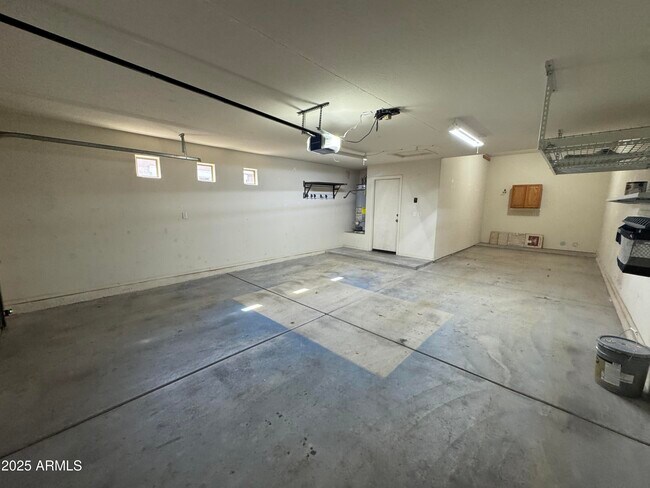 Building Photo - 3648 E Shannon St