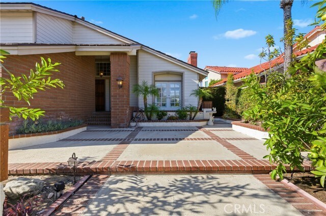 Building Photo - 28241 San Marcos