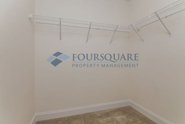 Building Photo - End Unit Townhome | Back Patio with Privac...