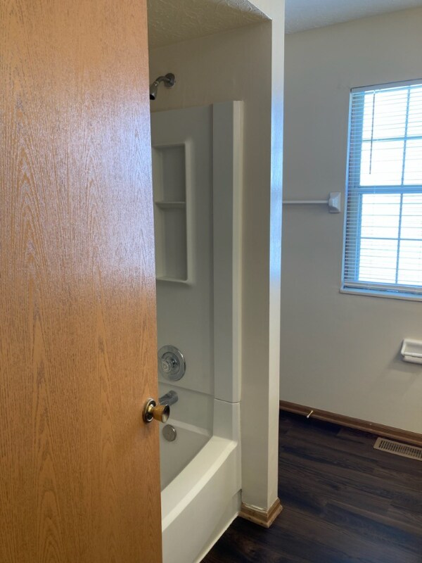 Building Photo - 6012 Godown Rd