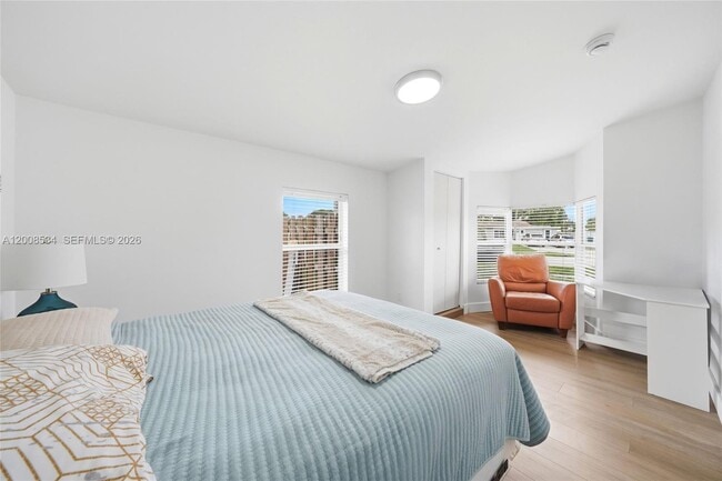 Building Photo - 2202 NW 61st Pl