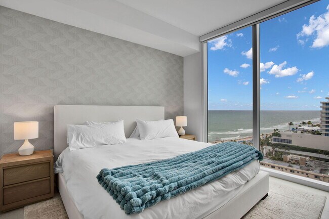 Building Photo - 151 N Seabreeze Blvd