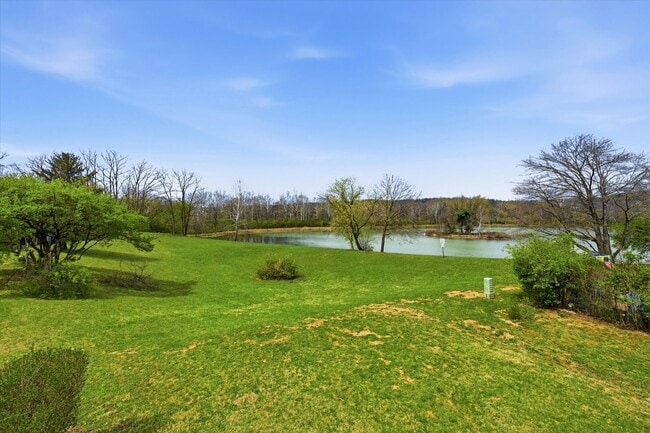 Building Photo - 3 Bed | 2.5 Bath Townhome in Wedgewood Estates – Available Now!