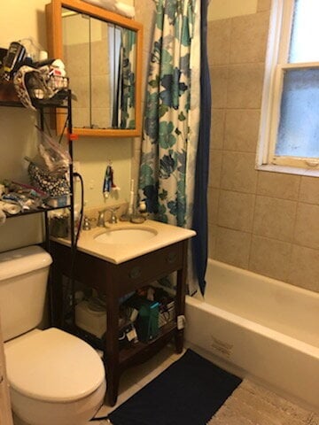 Building Photo - BEAUTIFUL APARTMENT in an UNBEATABLE LOCATION