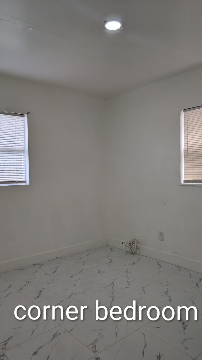 Building Photo - 2315 N Whittier St