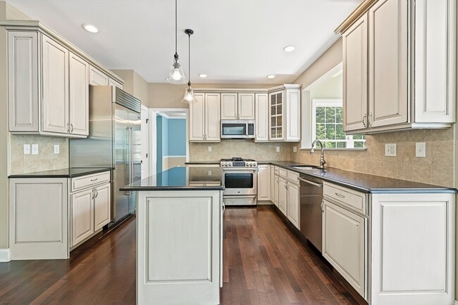 Building Photo - 46 Hound Pack Cir