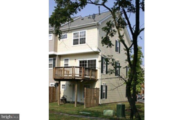 Building Photo - 23118 Blackthorn Square