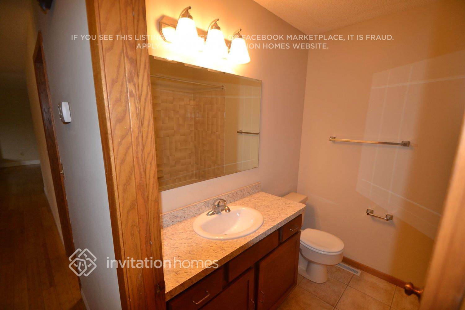 Building Photo - 7897 Kingsview Ln N