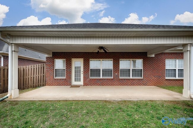 Building Photo - 29863 Thunderpaw Dr
