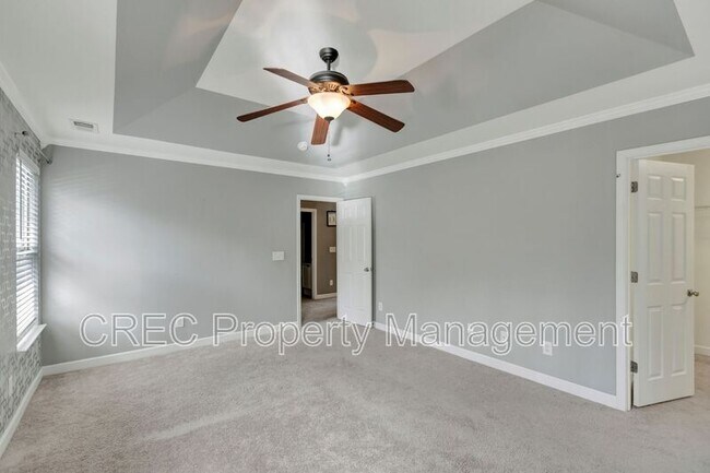 Building Photo - 3050 Argyll Dr