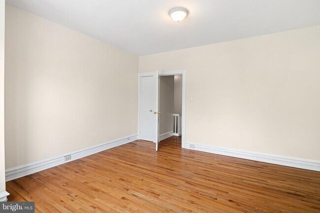 Building Photo - 123 S 63rd St