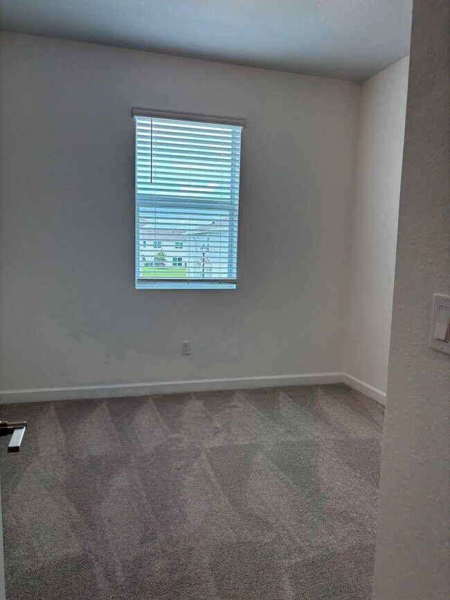 Building Photo - Veranda Landings