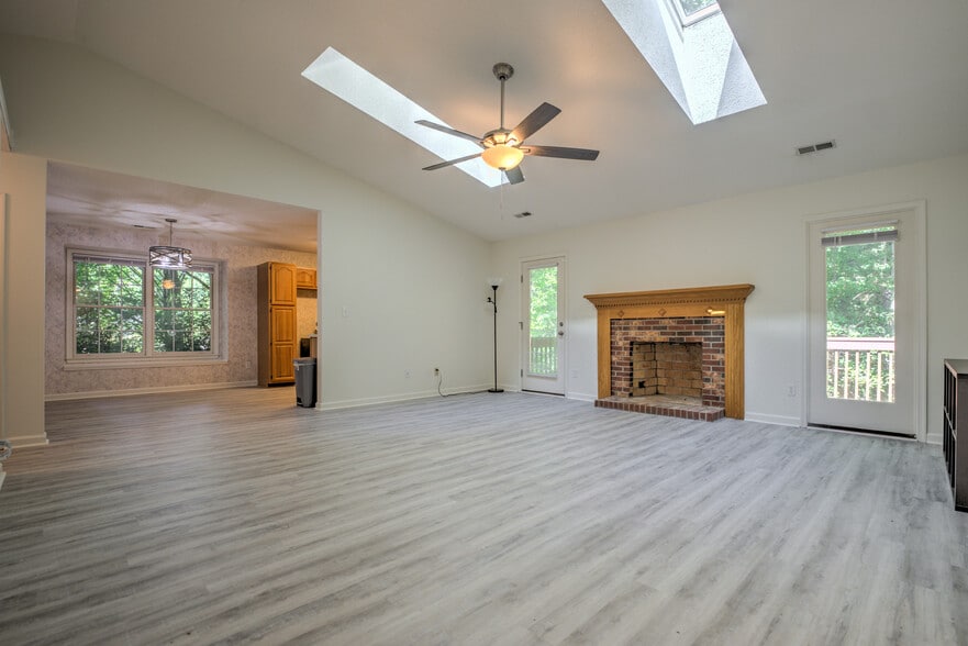 Main living area - 10 Southchase Dr