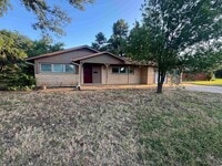 Building Photo - 4801 Pawnee Pathway