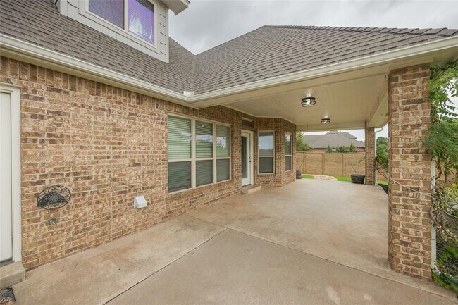 Building Photo - 3125 NW 164th Terrace
