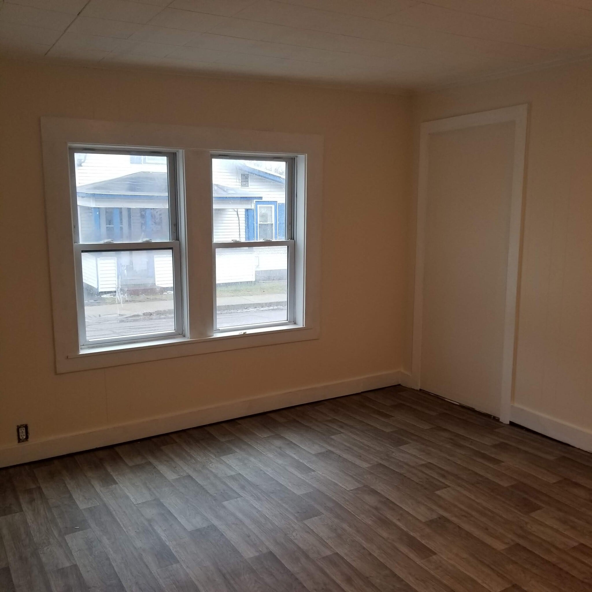 Building Photo - 398 Weaver St