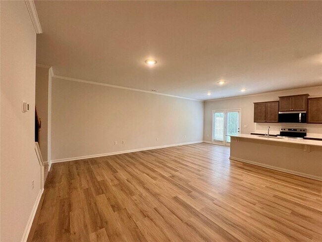 Building Photo - 24 Berryville Dr