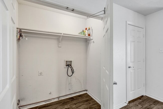 Building Photo - 211 Caddo St