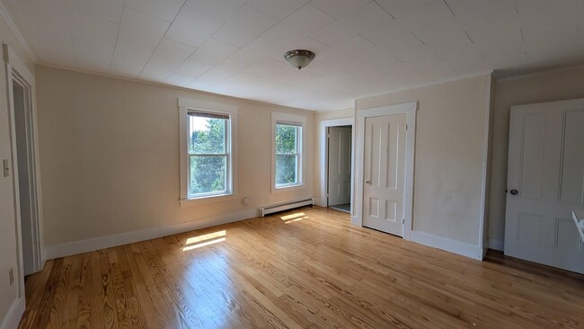 Building Photo - 126 Sullivan St