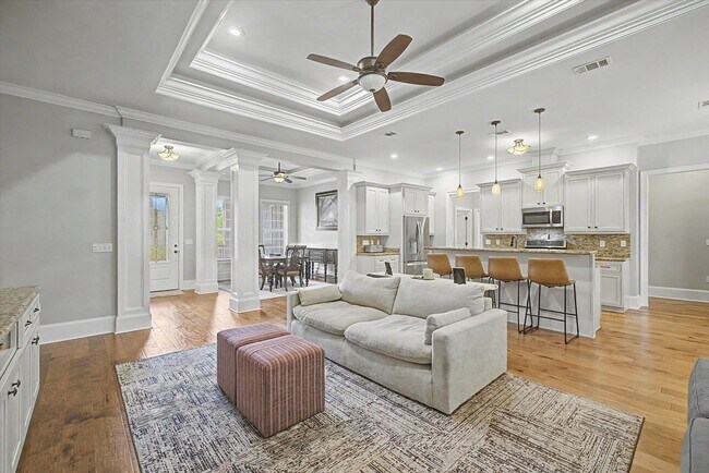 Building Photo - 7492 Sunny Mariana Ct