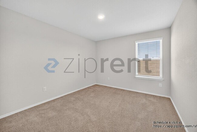 Building Photo - 2885 Wolfcreek