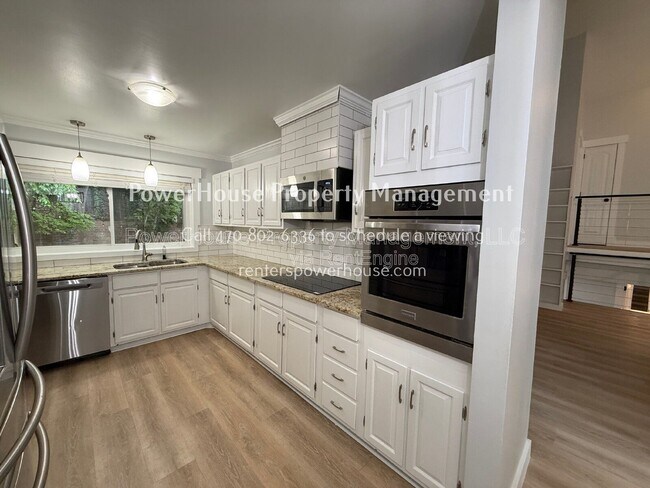 Building Photo - 120 Leeward Ln