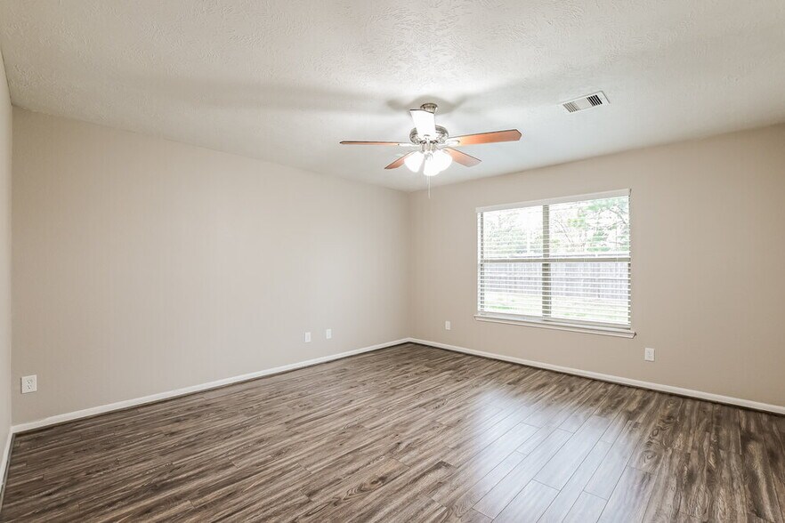 Building Photo - 16030 Arapaho Bend Ln