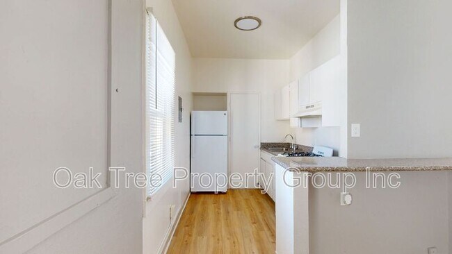 Building Photo - 144 Grand Ave