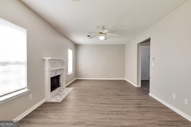 Building Photo - 10744 Misty Meadows Ct