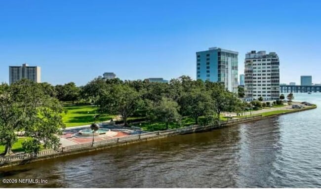 Building Photo - 2159 Riverside Ave