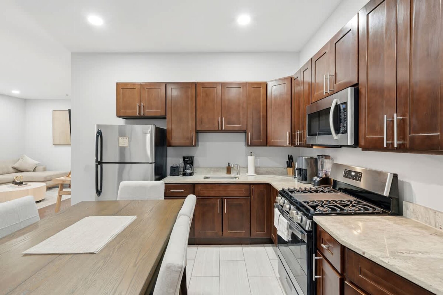 Building Photo - 41 Vroom St